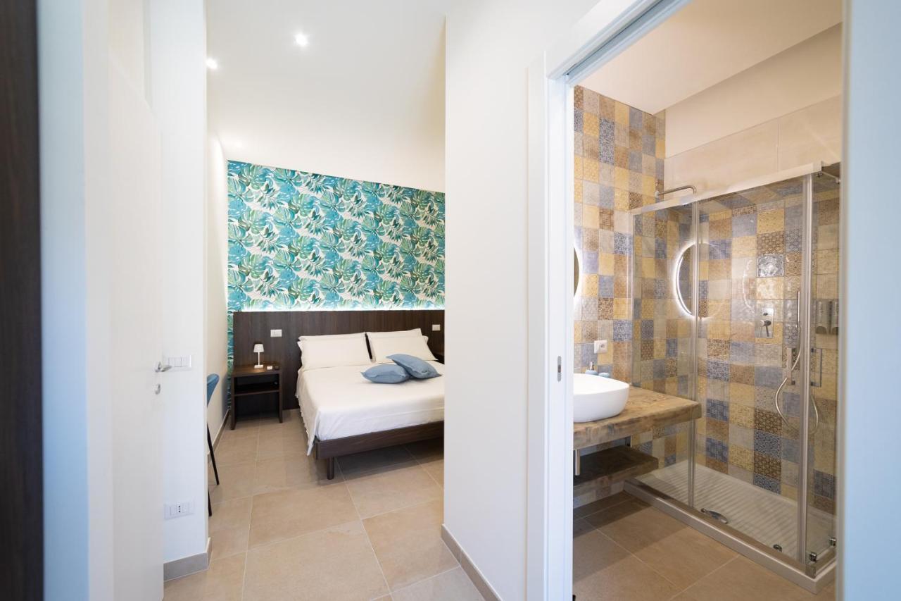 Numisia Guest House Terracina Dış mekan fotoğraf