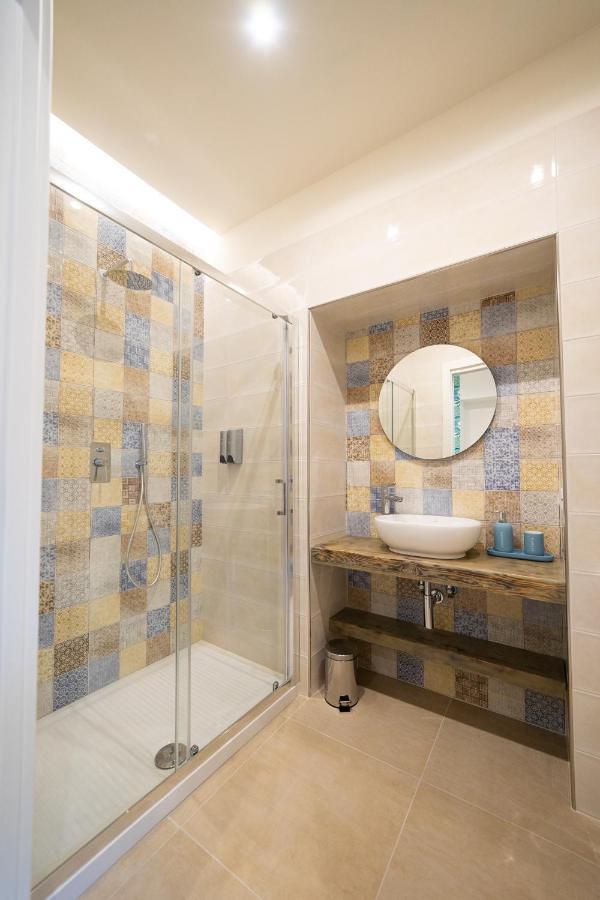 Numisia Guest House Terracina Dış mekan fotoğraf