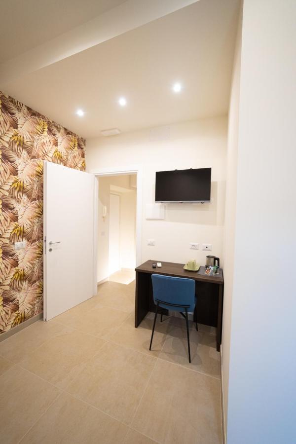 Numisia Guest House Terracina Dış mekan fotoğraf