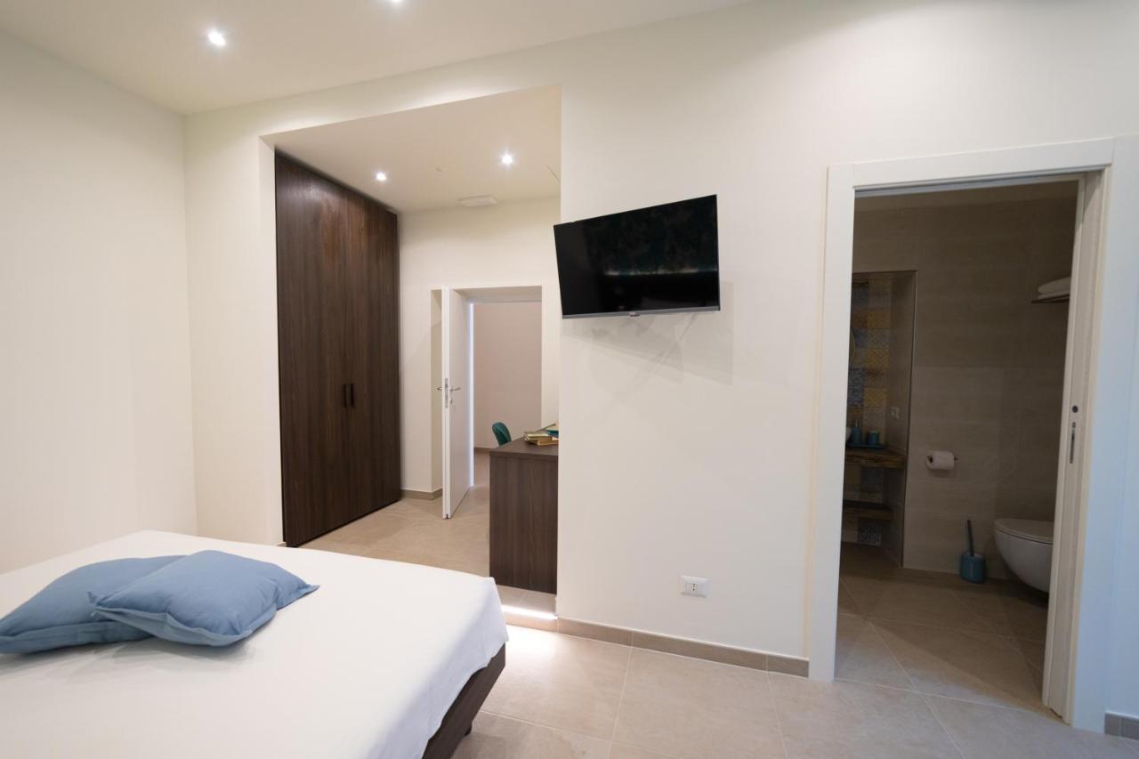 Numisia Guest House Terracina Dış mekan fotoğraf